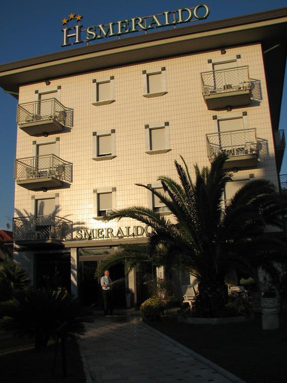 Hotel Smeraldo Lido di Camaiore Buitenkant foto