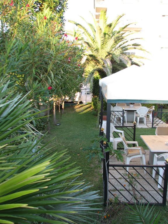 Hotel Smeraldo Lido di Camaiore Buitenkant foto