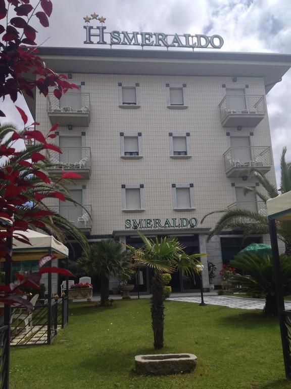 Hotel Smeraldo Lido di Camaiore Buitenkant foto